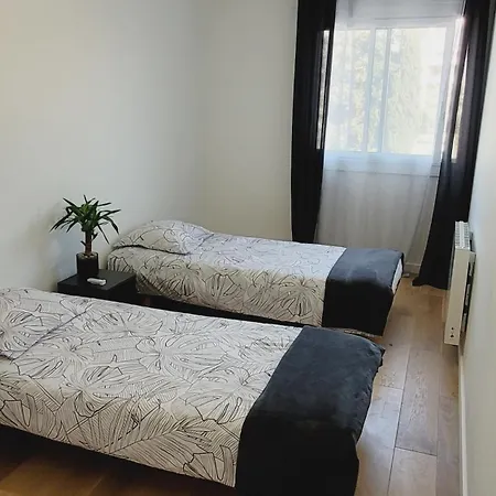 Apartamento Spacieux T4 Renove En Plein Coeur De Ideal Pour Des En Famille *